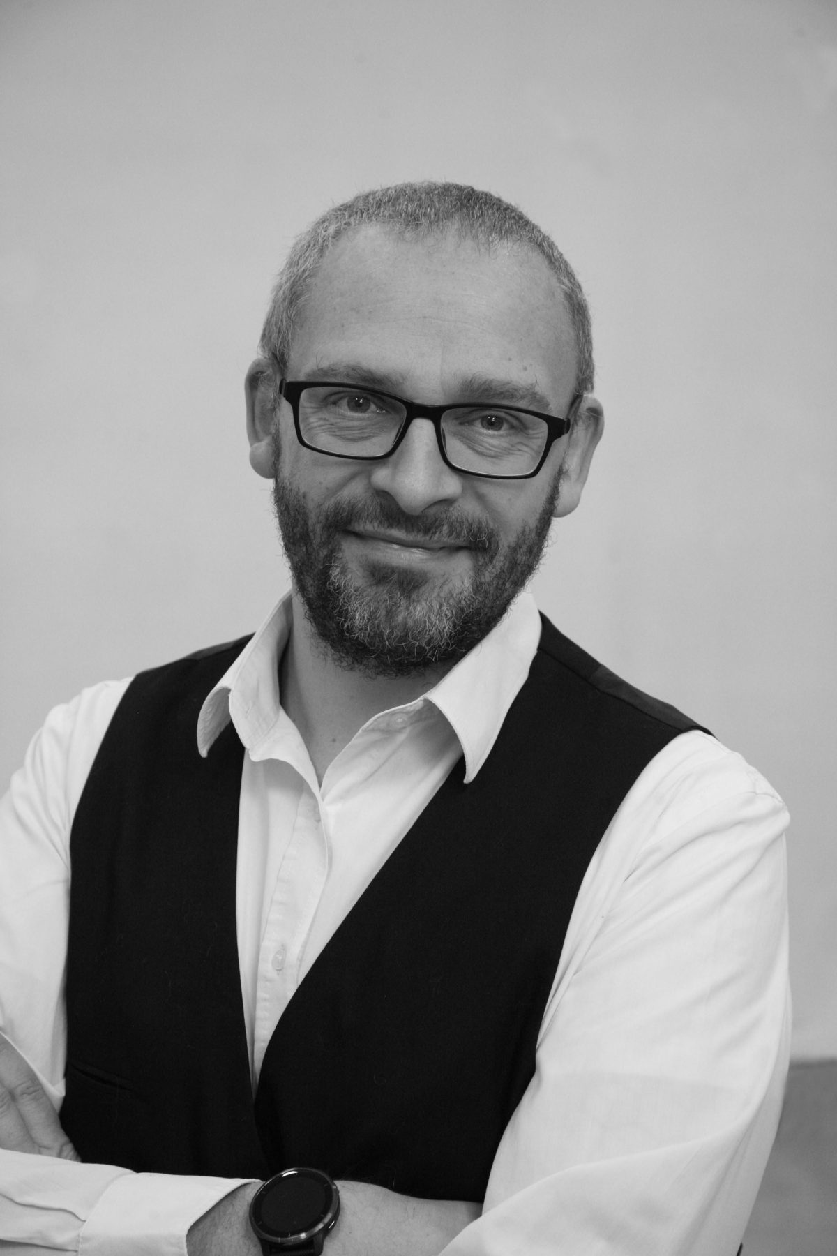 Portrait de Nicolas Pinel, hypnothérapeute à Yvetot